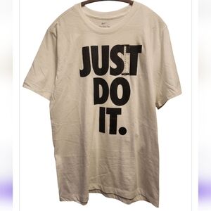 Nike T-Shirt Mens NWT Large White Black Retro Just Do It logo Graphic Tee Drip